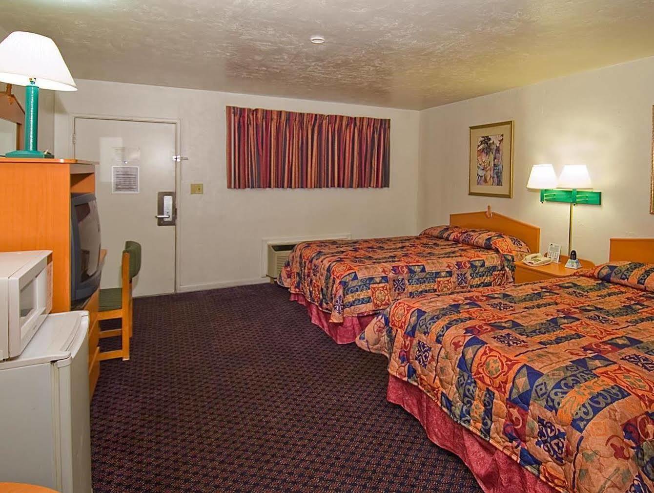 America'S Best Value Inn - Гейнсвил Екстериор снимка